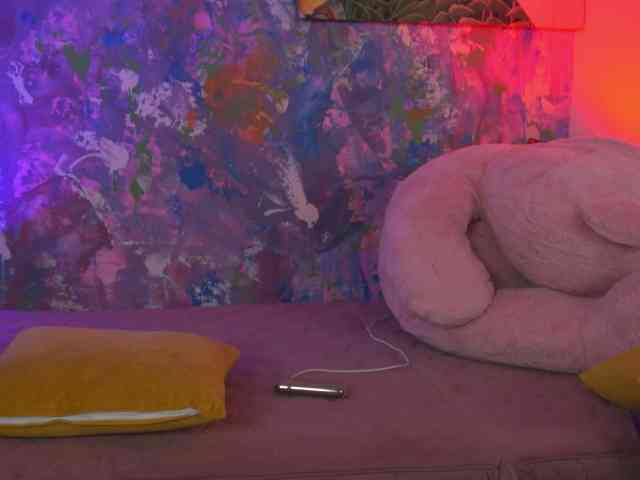 AvaSolis Live Webcam on BongaCams