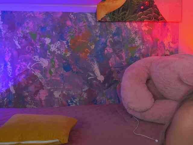 AvaSolis Live Webcam on BongaCams