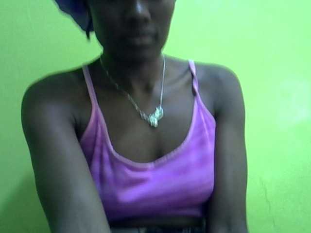 Sassy041 live webcam show