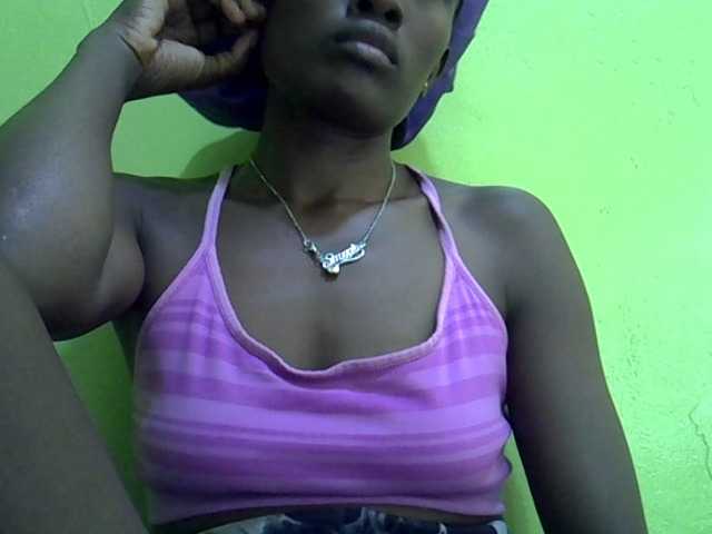 Sassy041 live webcam show