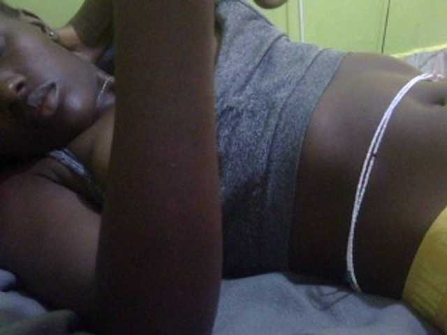 Sassy041 live webcam show