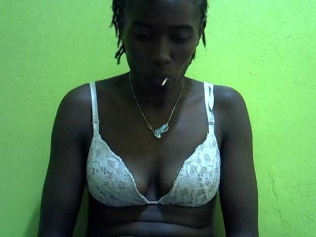 Sassy041 live webcam show