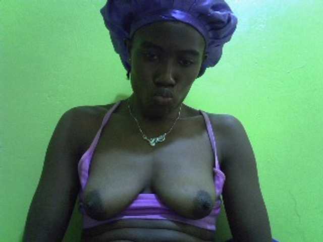 Sassy041 live webcam show