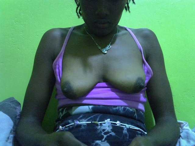 Sassy041 live webcam show