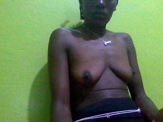 Sassy041 live webcam show