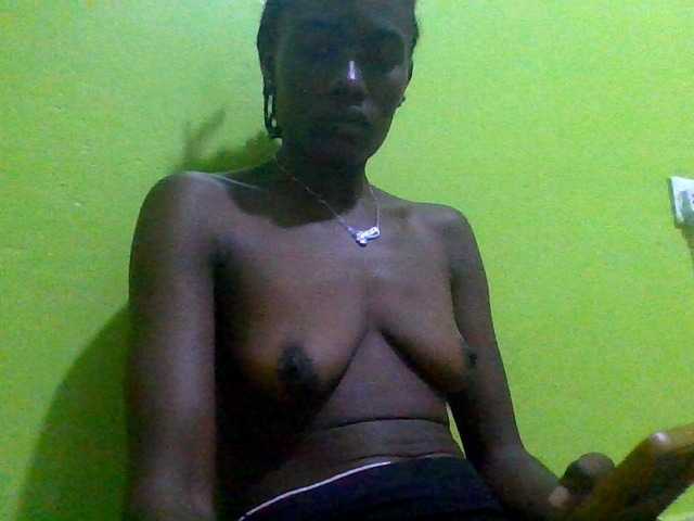 Sassy041 live webcam show