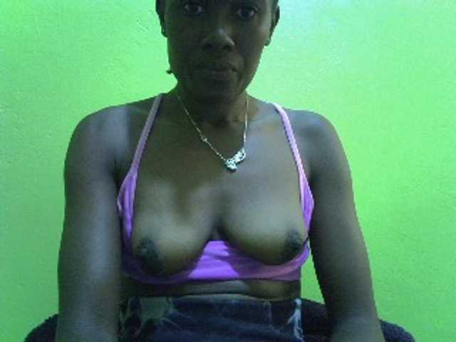 Sassy041 live webcam show