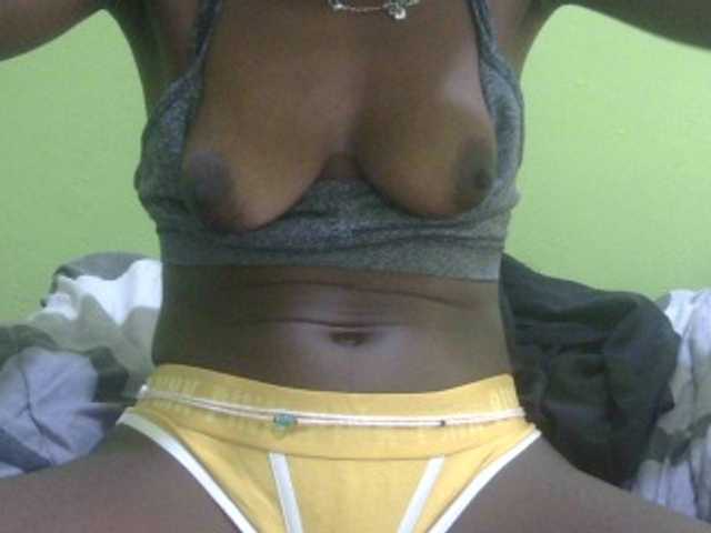 Sassy041 live webcam show