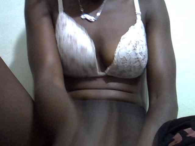 Sassy041 webcam