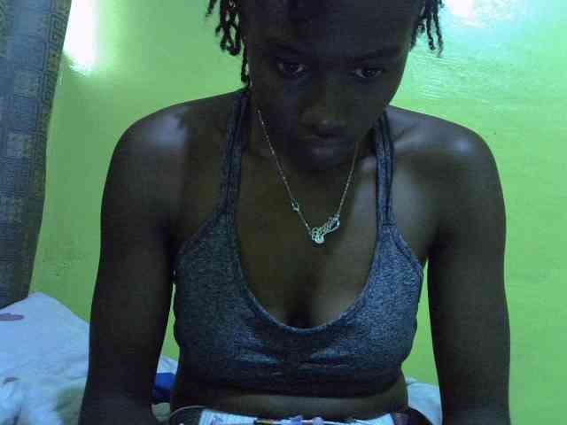 Sassy041 webcam
