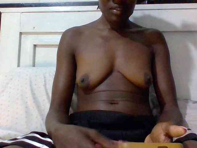 Sassy041 webcam