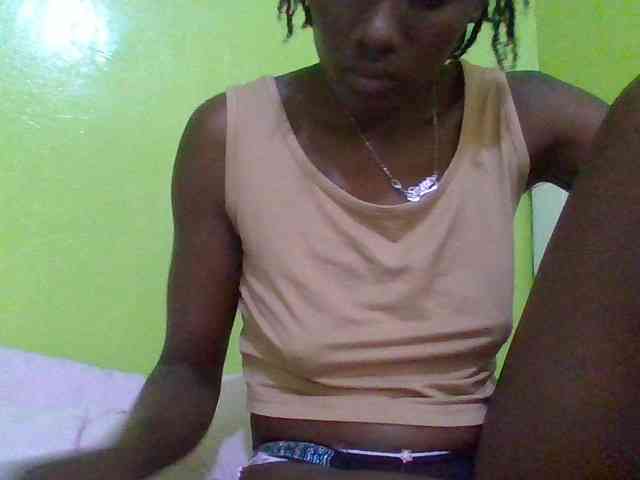 Sassy041 webcam