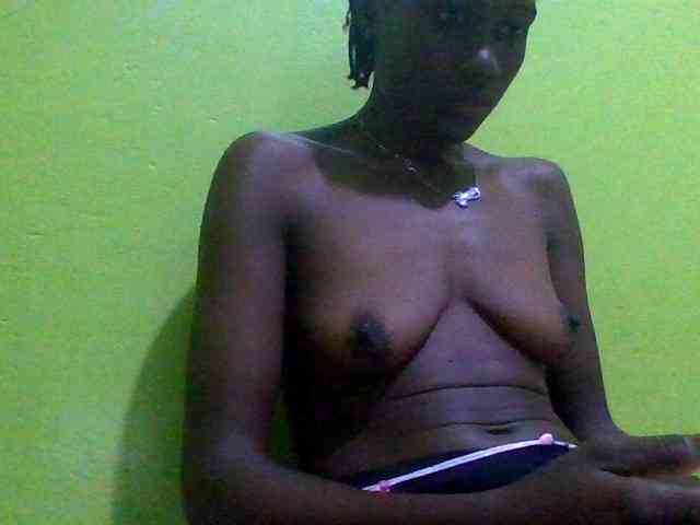 Sassy041 webcam