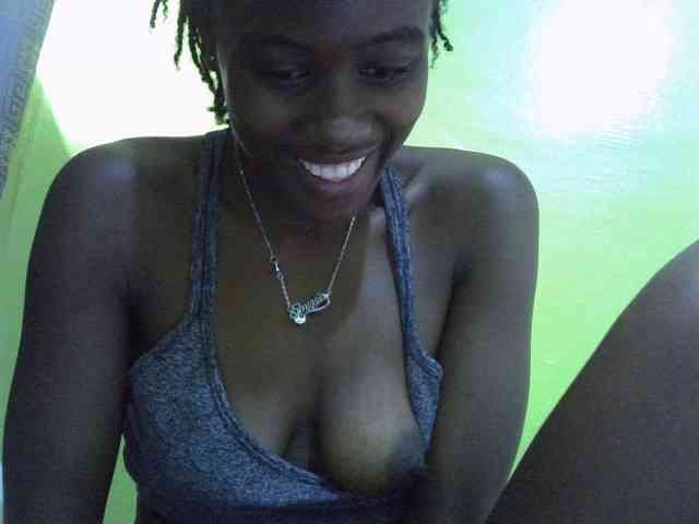 Sassy041 webcam
