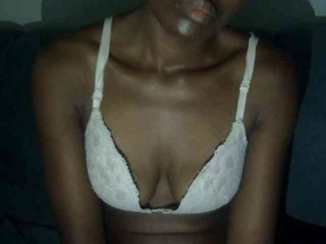 Sassy041 webcam