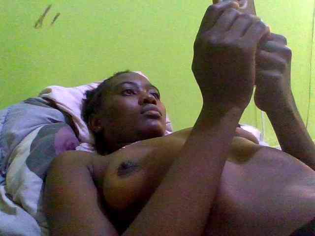 Sassy041 webcam