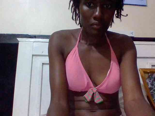 Sassy041 webcam