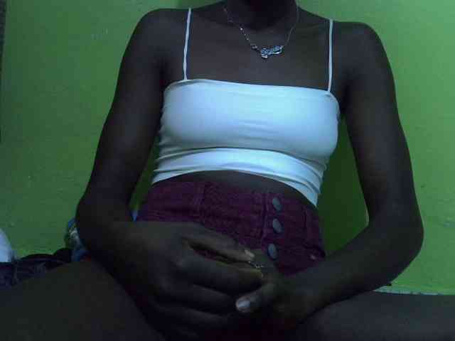 Sassy041 webcam