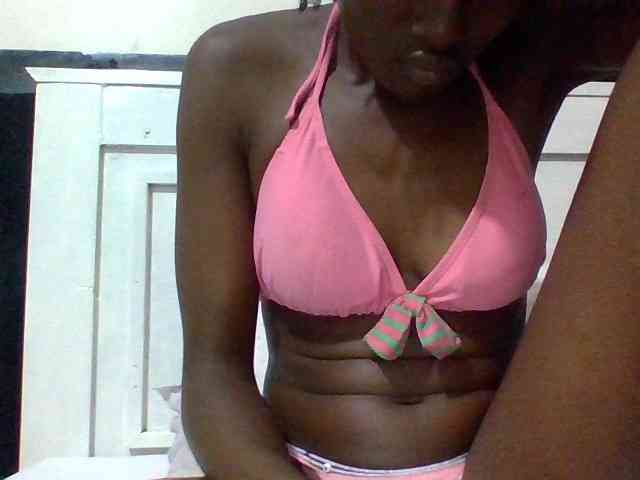 Sassy041 webcam