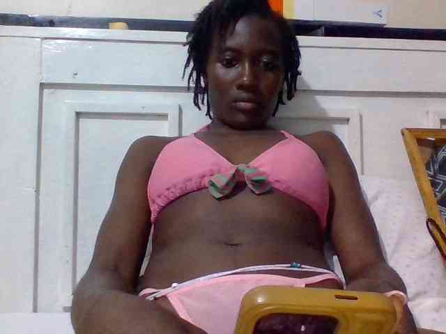 Sassy041 webcam