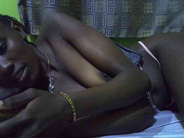 Sassy041 webcam