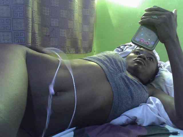 Sassy041 webcam