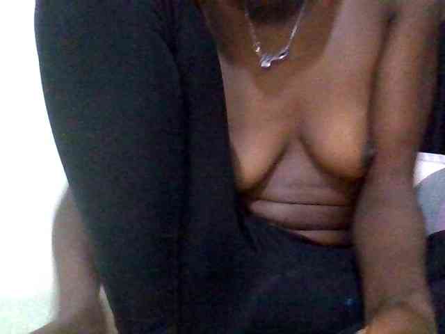 Sassy041 webcam