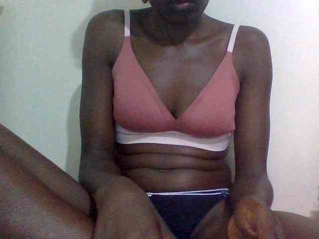 Sassy041 webcam