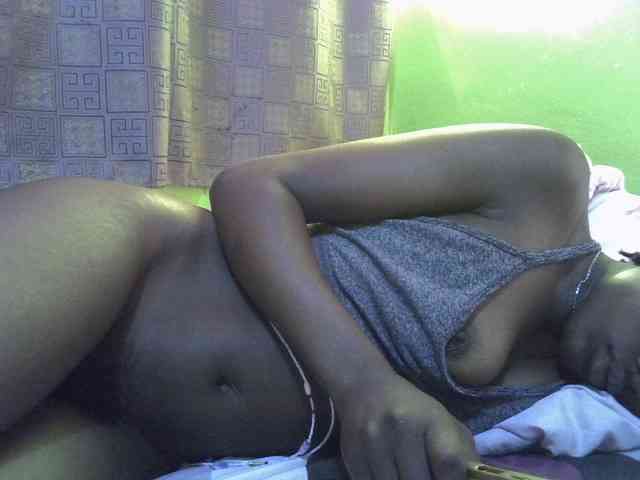 Sassy041 webcam