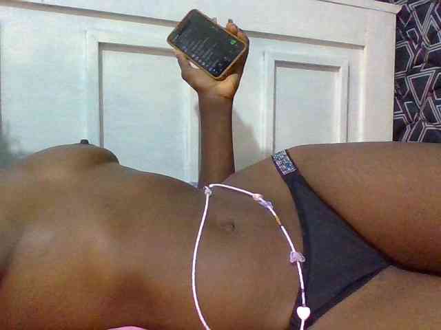 Sassy041 webcam