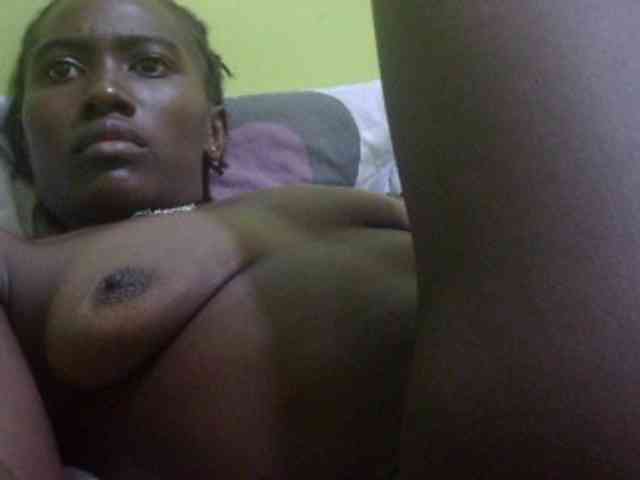 Sassy041 webcam