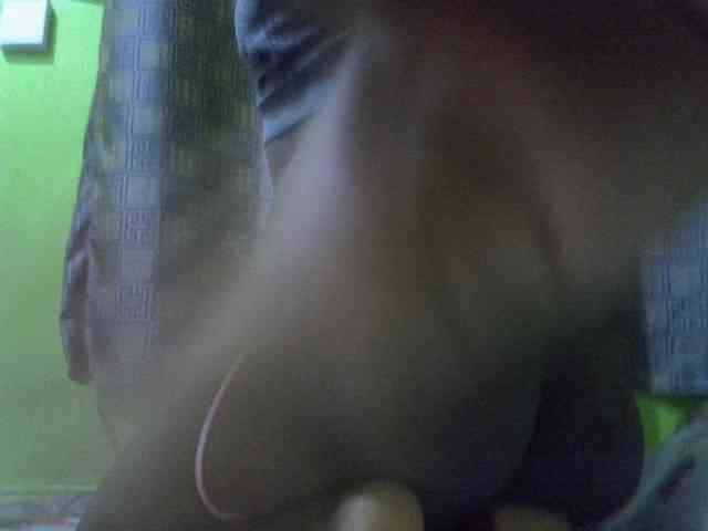 Sassy041 webcam