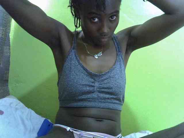 Sassy041 webcam