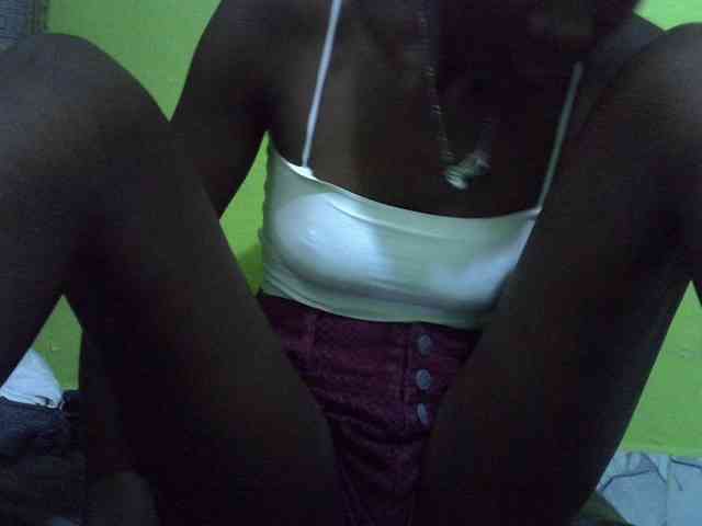 Sassy041 webcam