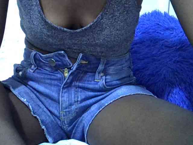 Sassy041 webcam