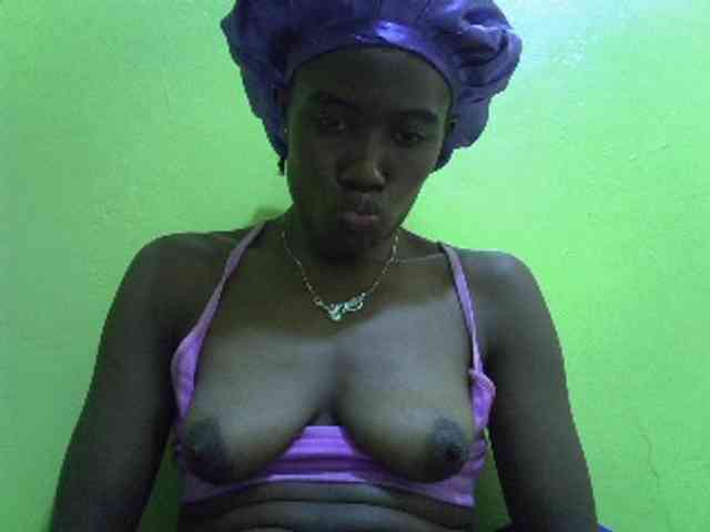 Sassy041 webcam