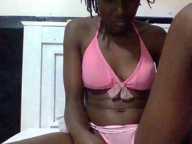 Sassy041 webcam