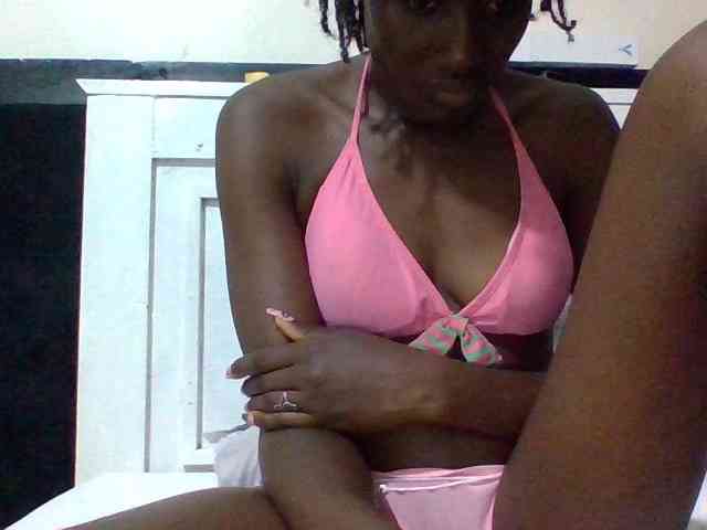 Sassy041 webcam