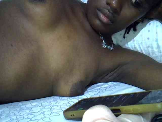 Sassy041 webcam
