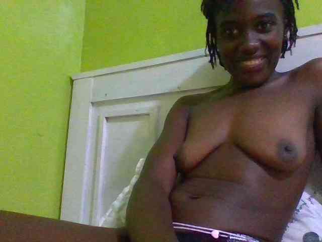 Sassy041 webcam
