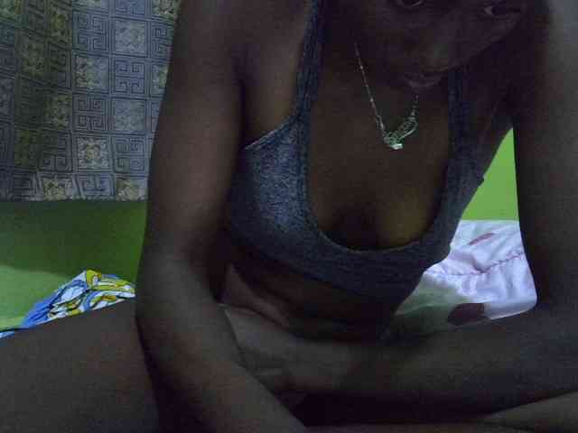 Sassy041 webcam
