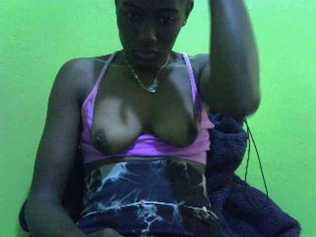 Sassy041 webcam