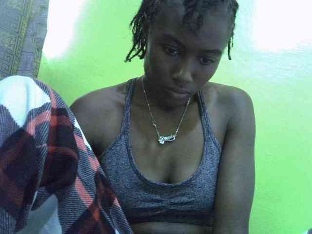 Sassy041 webcam