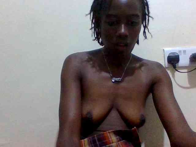 Sassy041 webcam