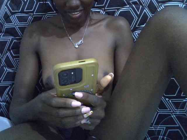 Sassy041 webcam