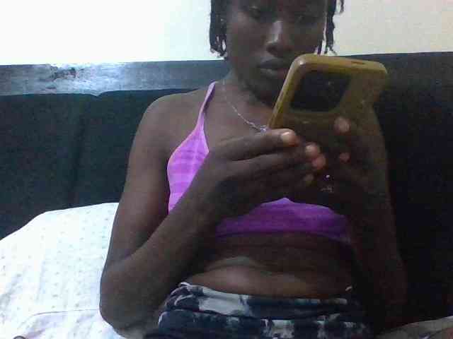 Sassy041 webcam