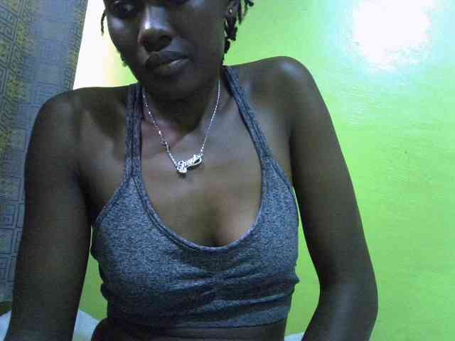 Sassy041 webcam