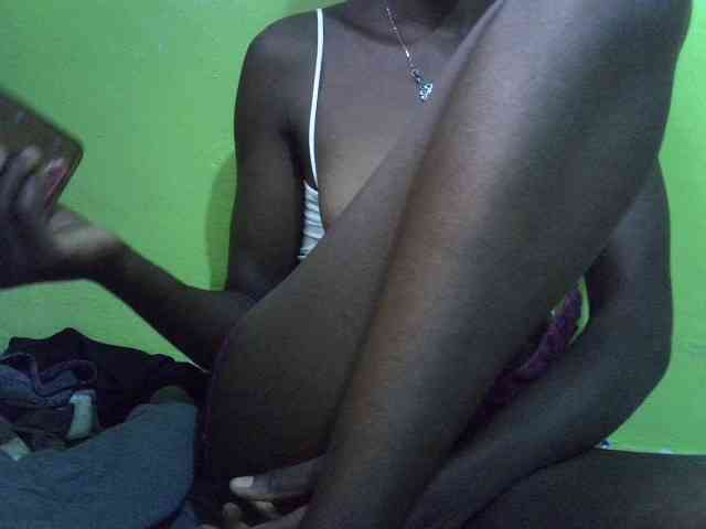 Sassy041 webcam