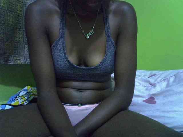 Sassy041 webcam