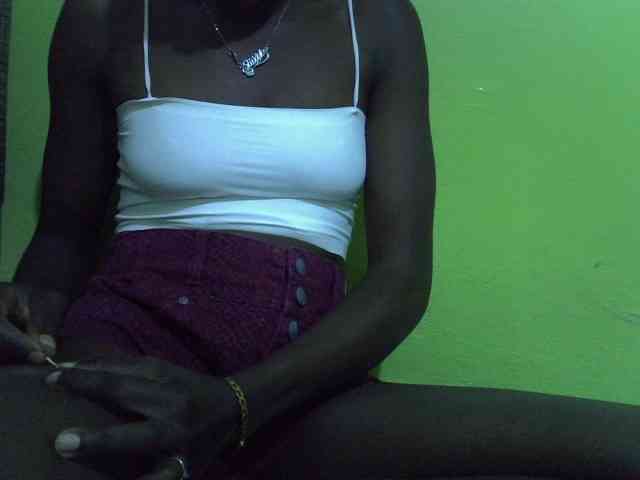 Sassy041 webcam
